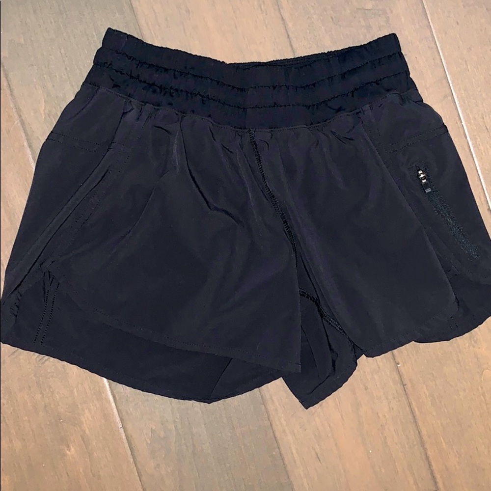 Black tracker lululemon athletic shorts